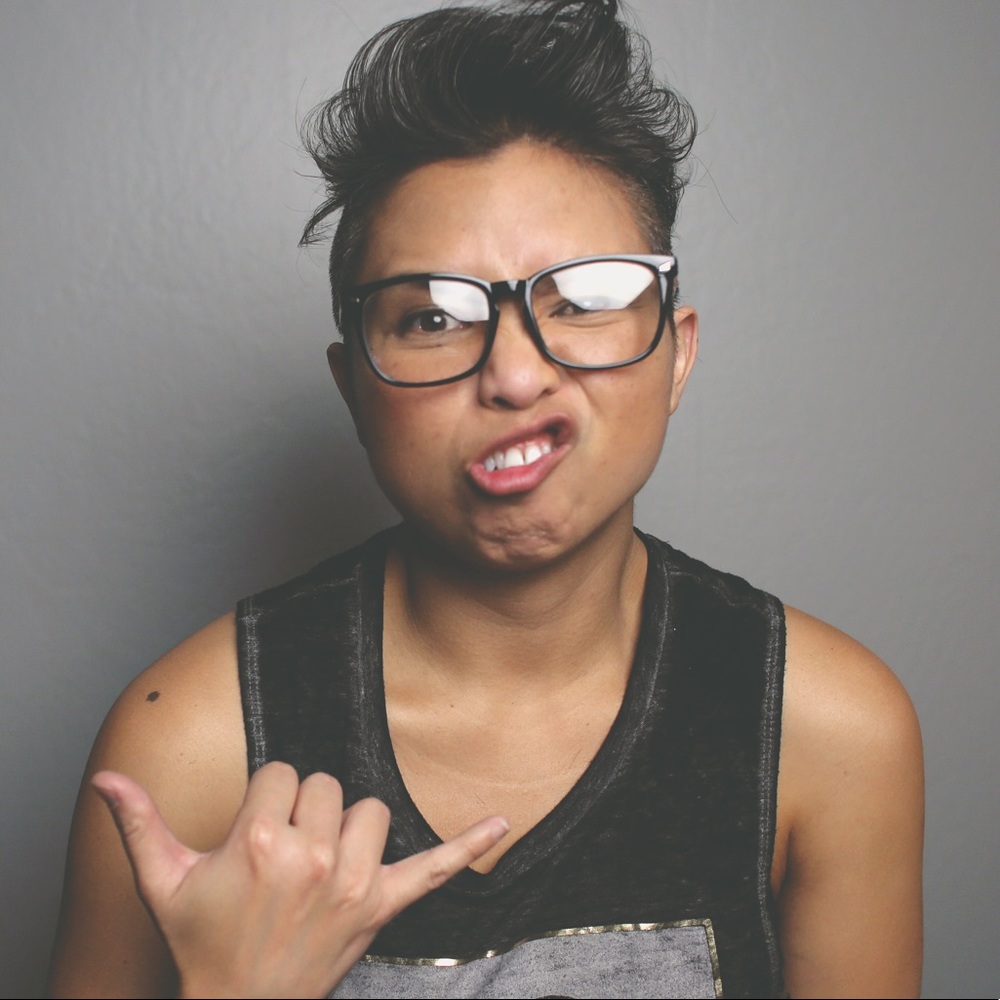 Hi! *waves* I’m Cathy the Posher!